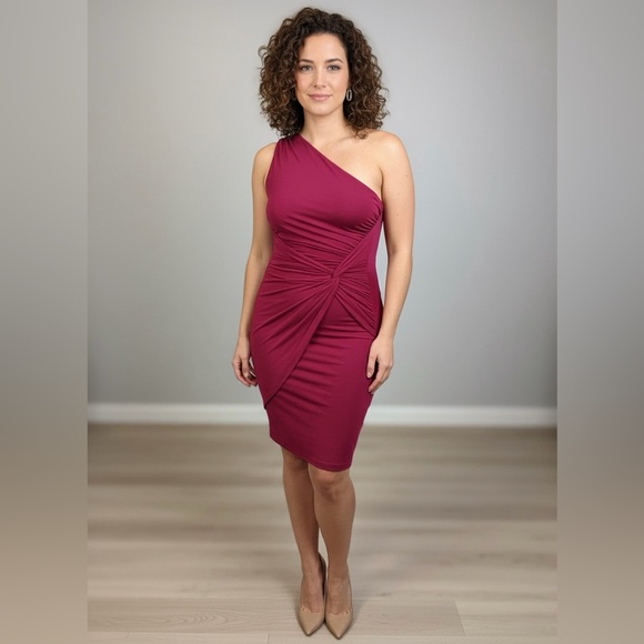 Really cute Tart dress - Picture 2 of 6